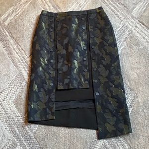 BCBGmaxazria Runway camo pencil skirt size 6